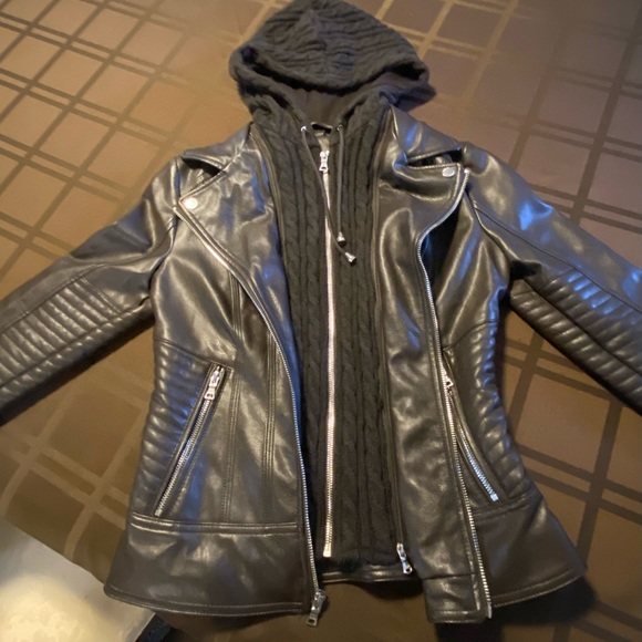 Guess jacket - Picture 6 of 8